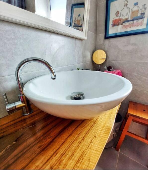 オリヴェイラ・ド・オスピタル A Casa Do Soitoヴィラ エクステリア 写真